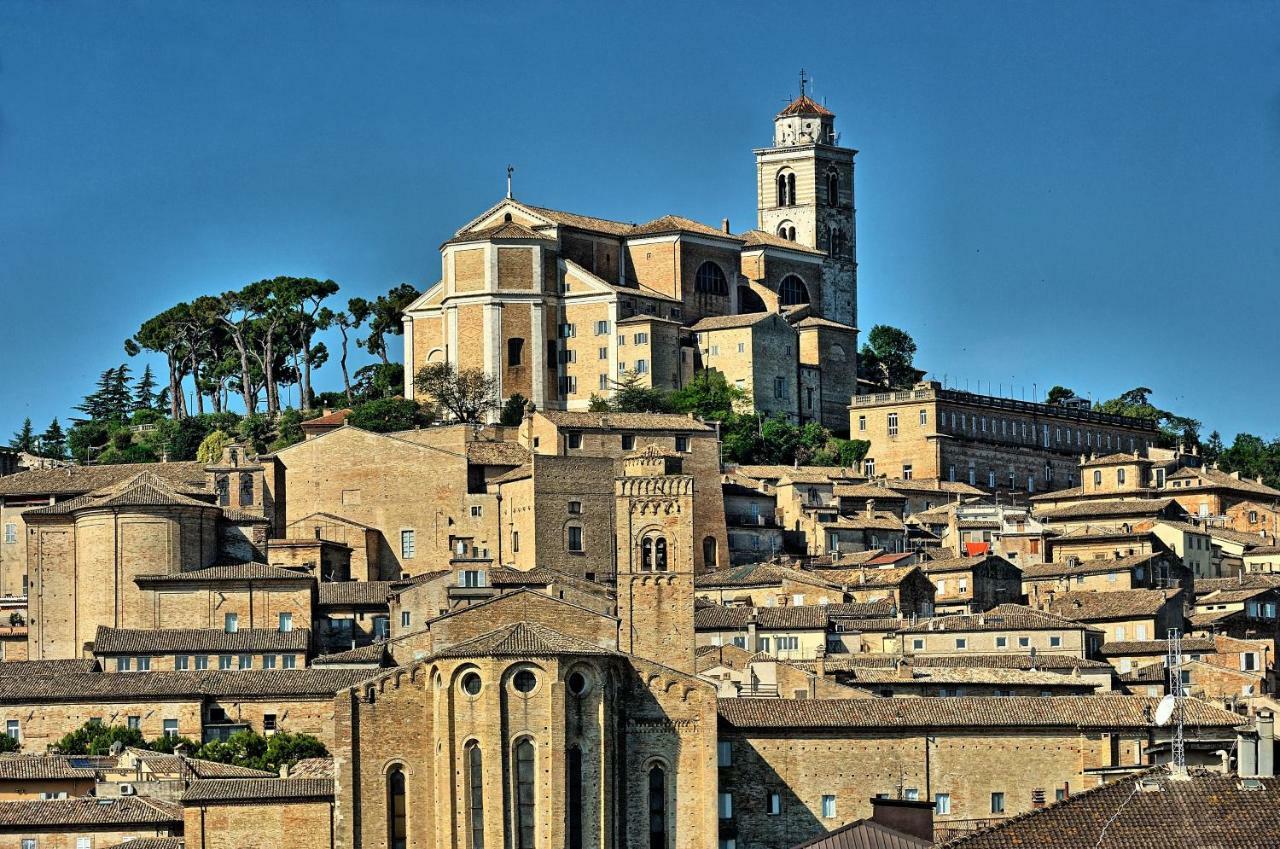 Alloggio "La Fonte" Fermo Buitenkant foto